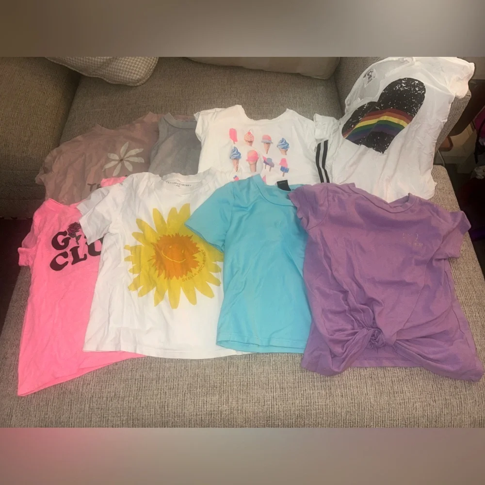 Lot of 12 long sleeved shorts for girls